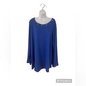 Women’s Blue Top Size 22/24W